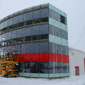 Realizare perete cortina hala industriala