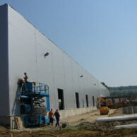 Montaj panouri sandwich hala industriala Metal Works