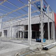 Montaj structura metalica showroom